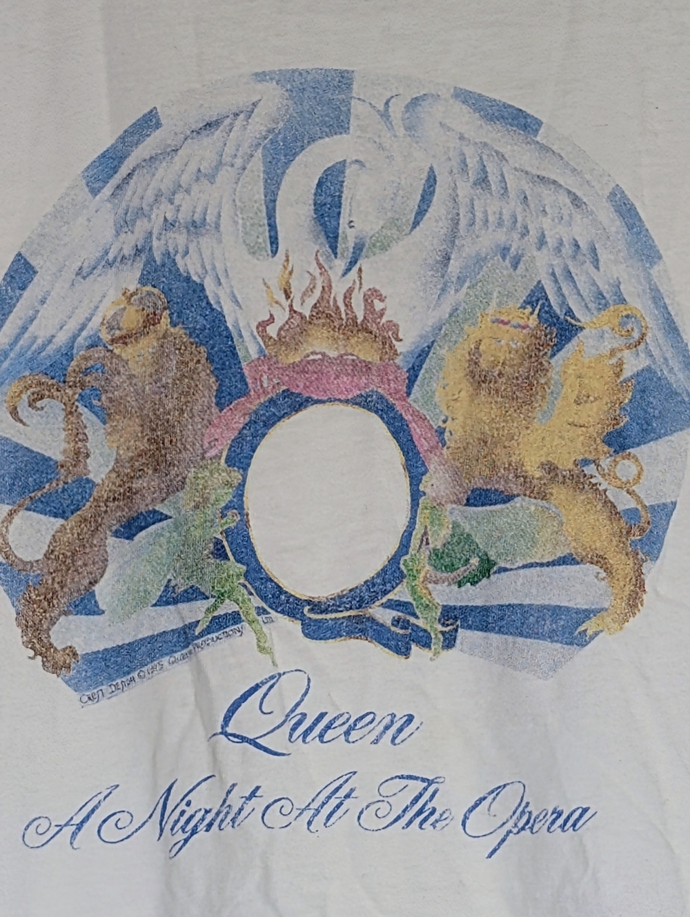 DAYDREAMER QUEEN NIGHT AT THE OPERA TEE size medium - Picture 5 of 9